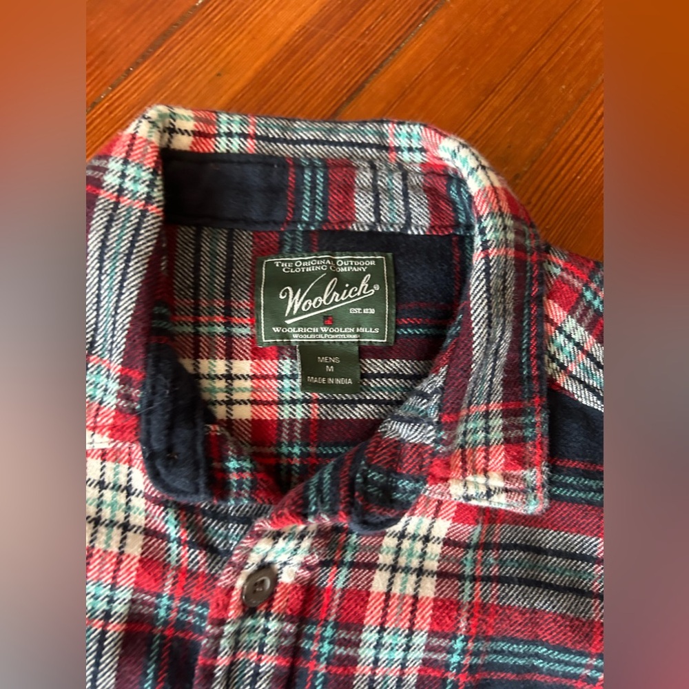 Medium Woolrich Long-sleeve flannel ; clean and in great used condition ;quality